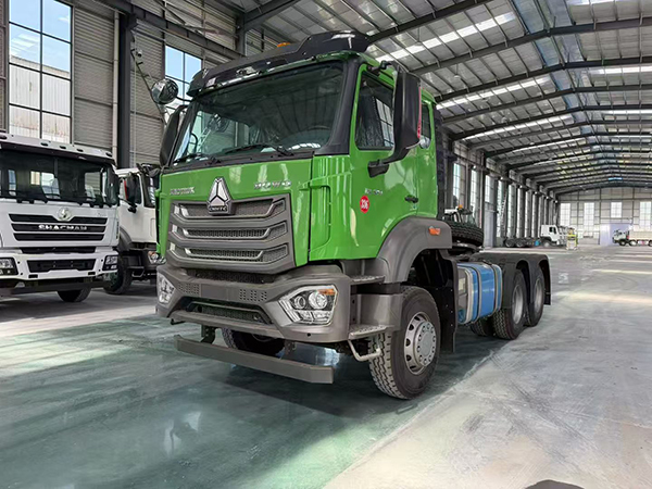 HOWO 6×4 371HP Tractor Truck