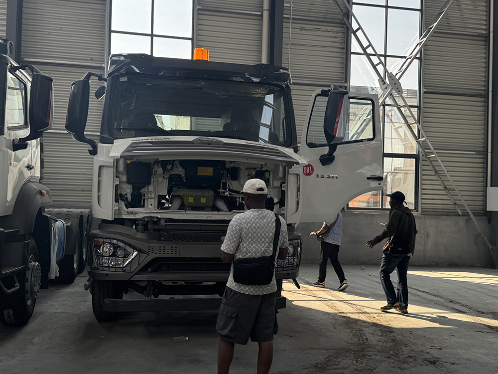 On-site Delivery Case: Avoid Risky Used Truck Purchases with Face-to-Face Engine Inspection